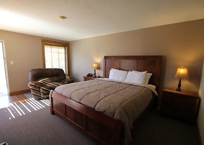 Skyline Lodge
