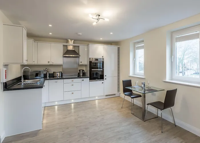 Hof - Central Point Apartments