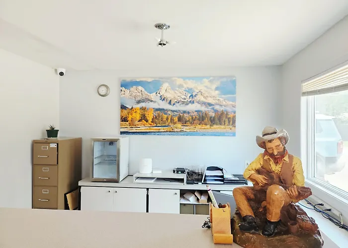 The Budget Inn Express
