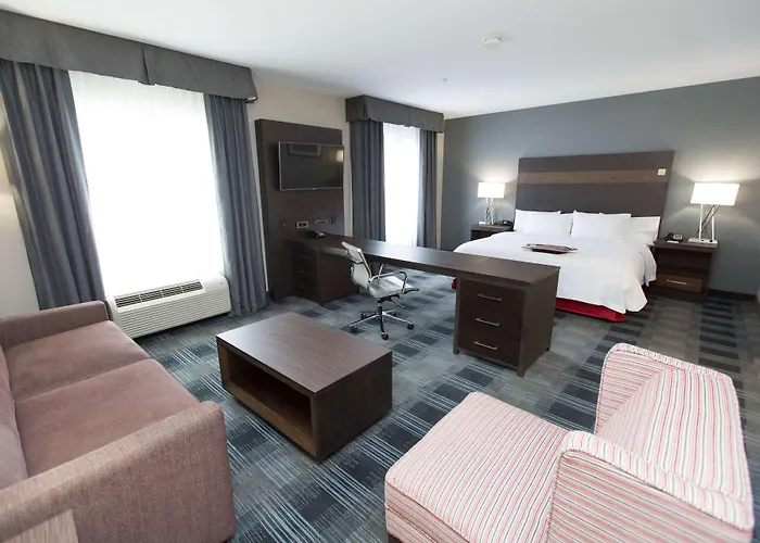 Hampton Inn & Suites Oklahoma City Airport