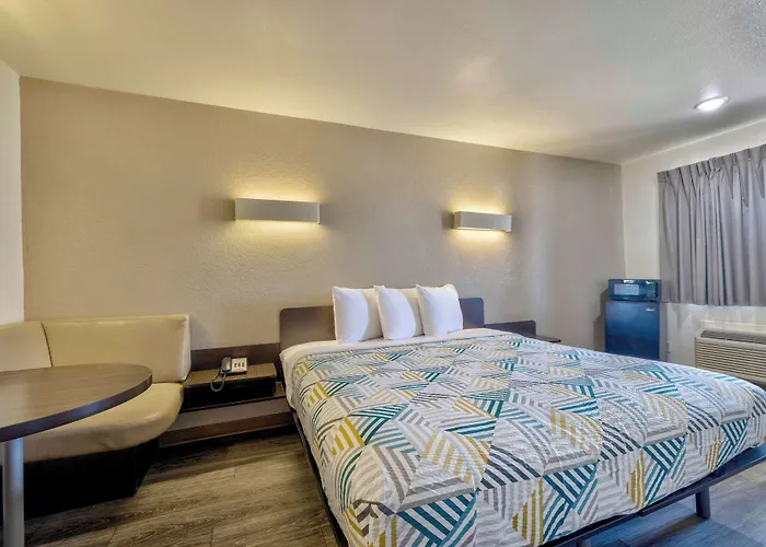 Motel 6-Bryan, Tx - College Station