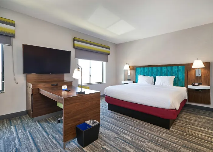 Hampton Inn & Suites Salinas