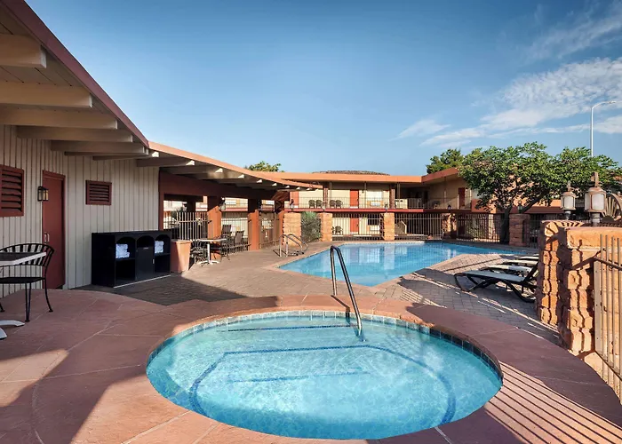 Best Western Red Hills