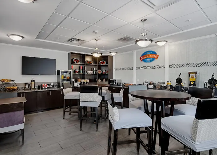 Baymont By Wyndham College Station