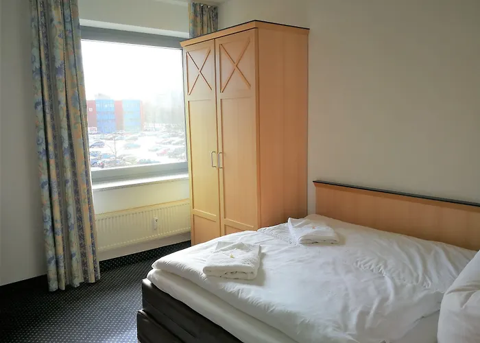 Hotel NEAR BY