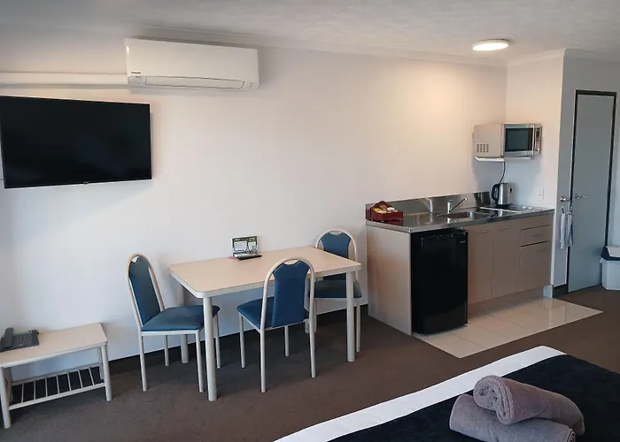 Palm City Motor Inn