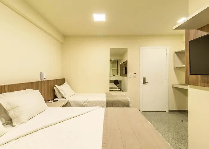 Hotel Dois H