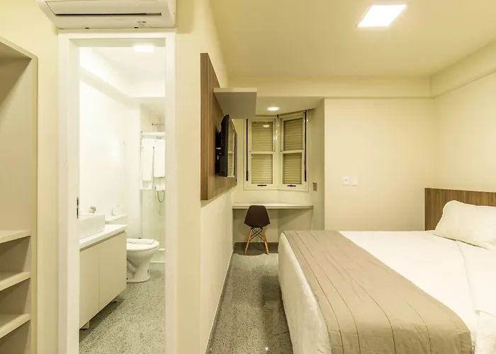 Hotel Dois H