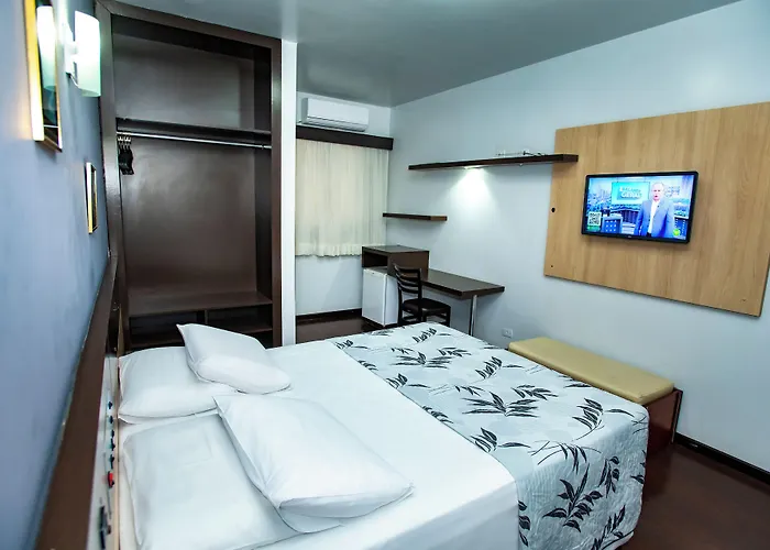 Hotel 365
