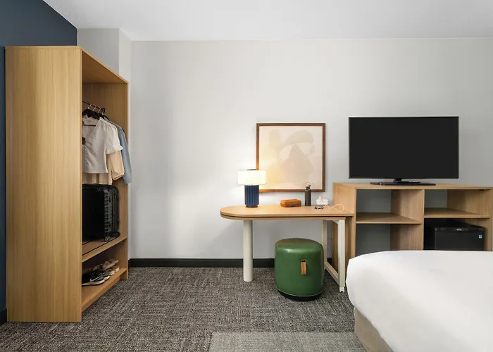 Spark By Hilton Victoria