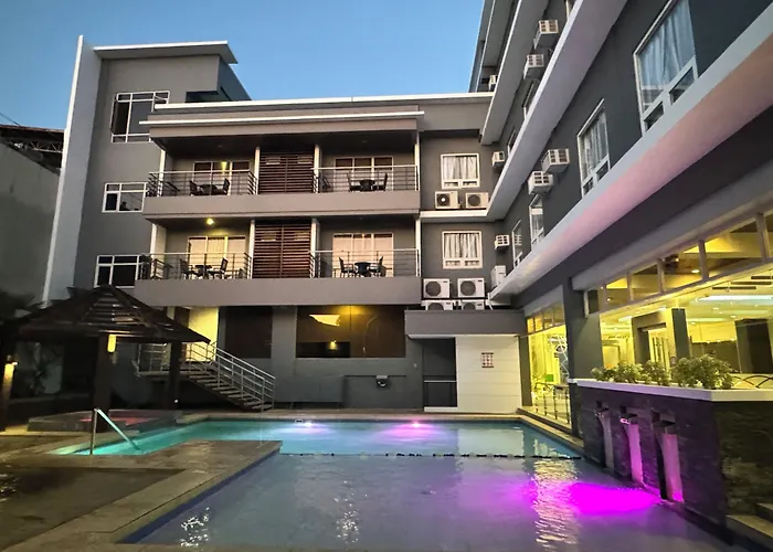 Circle Inn - Iloilo City Center