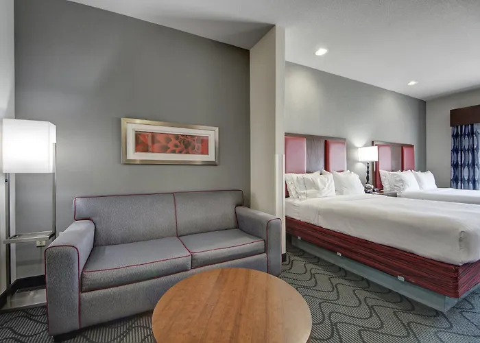 Edmond Hotels