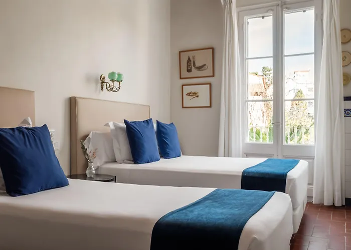 Hotel Medium Romantic