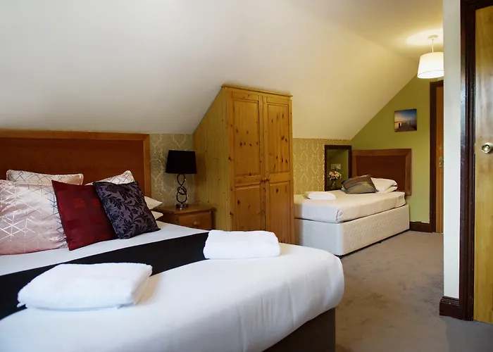 Little Foxes Hotel & Gatwick Airport Parking