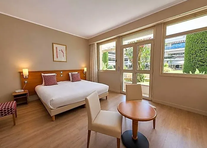 The Originals Residence, Les Strelitzias, Antibes