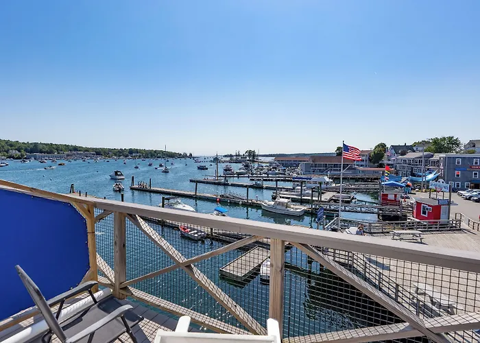 Fisherman'S Wharf Inn