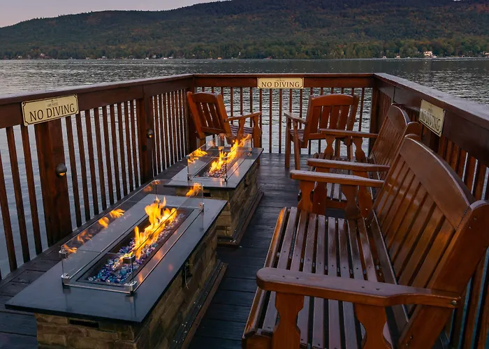 The Lake Motel