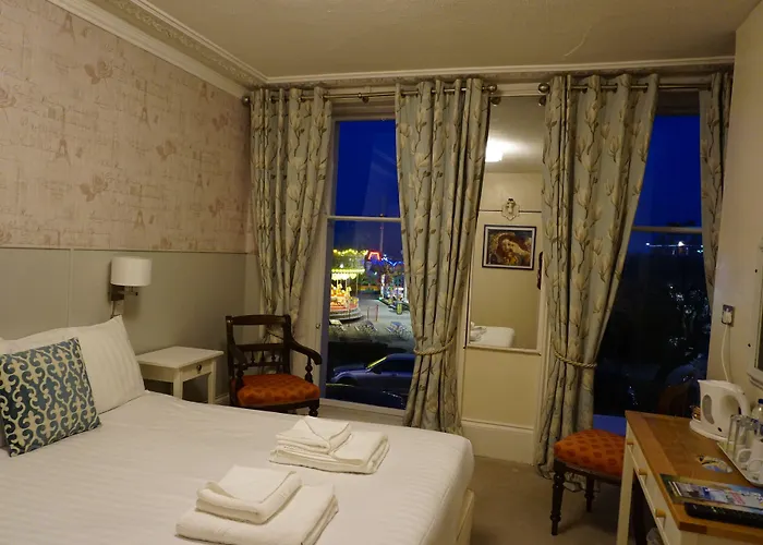 Alexandra Hotel