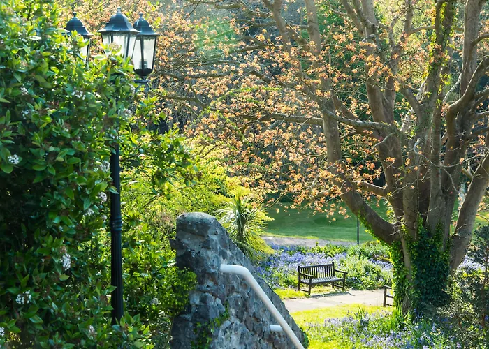 Cliffden Hotel