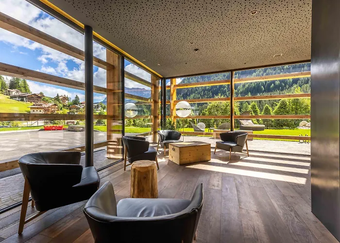 Hotel Cristallo - Wellness Mountain Living