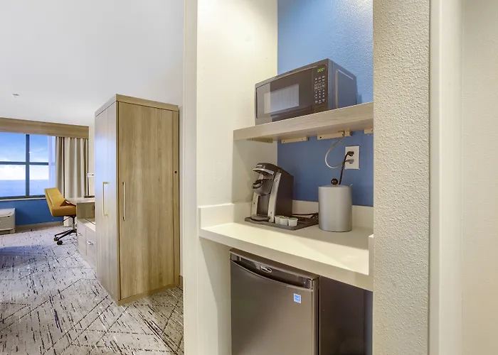 Holiday Inn Express - Gulfport Beach By Ihg