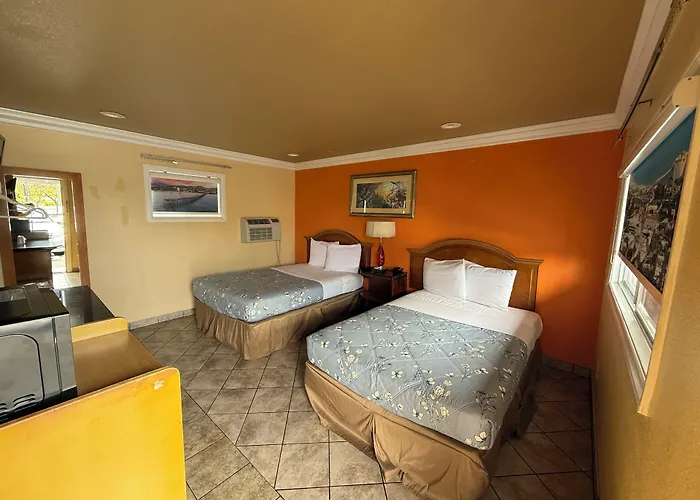 Bayshore Inn Ventura