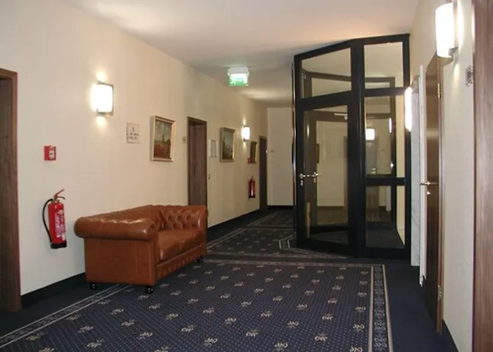 Victoria Hotel