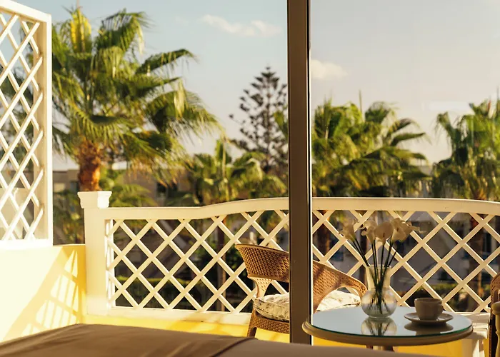 Paradise Inn Beach Resort