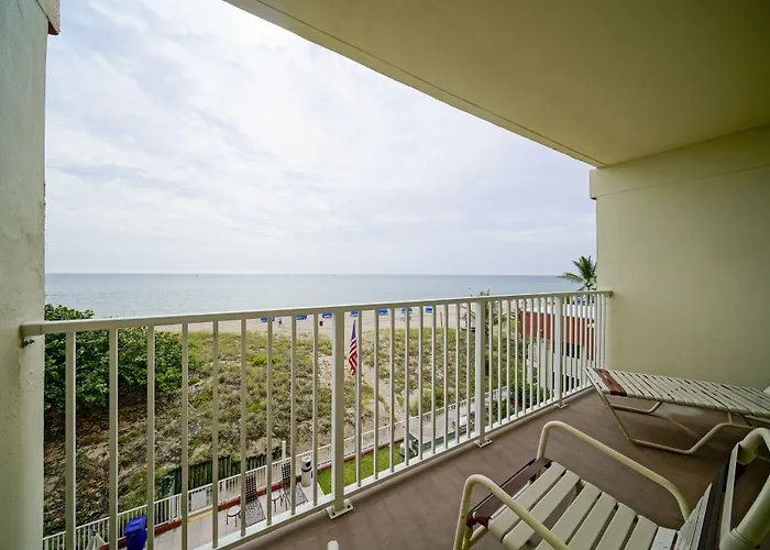 La Costa Beach Club