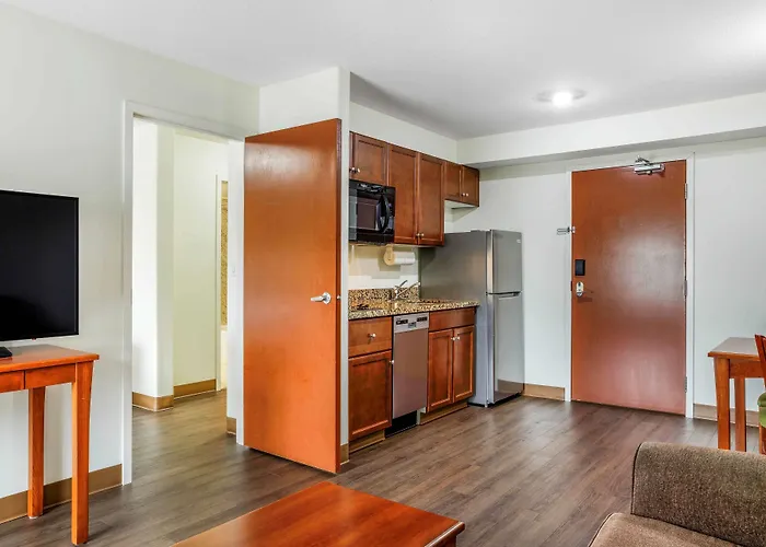 Days Inn & Suites By Wyndham Sherwood Park Edmonton