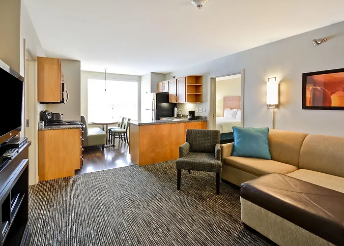 Hyatt House Naperville/Warrenville