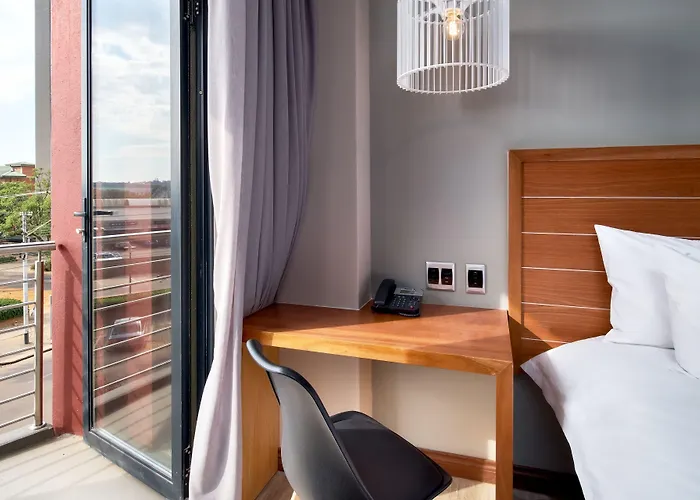 Protea Hotel By Marriott Pretoria Hatfield
