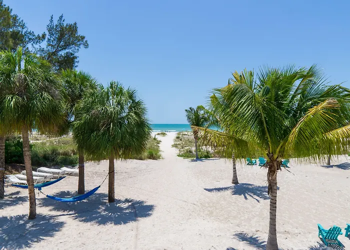 The Molloy - A Boutique Beach Resort