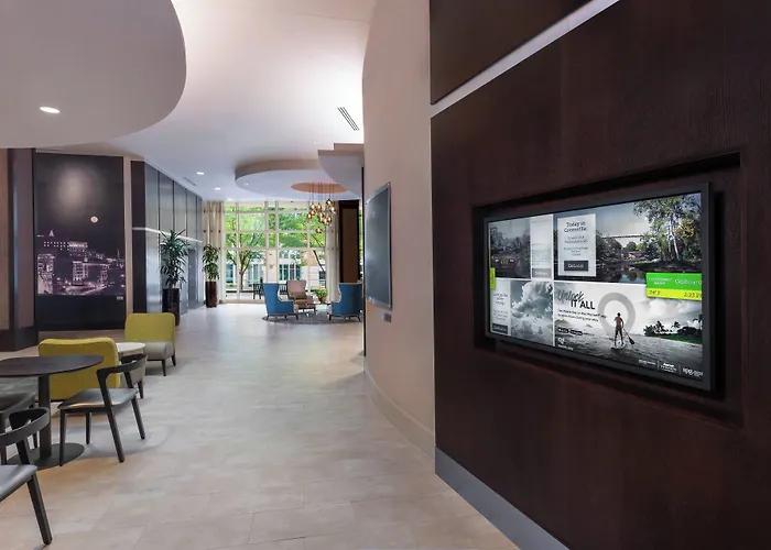 Courtyard By Marriott Greenville Downtown