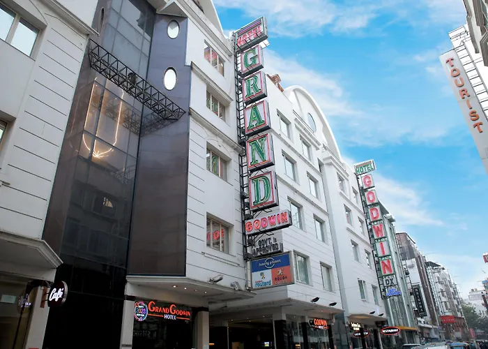 Hotel Grand Godwin Near New Delhi Railway Station- Free Airport Pick-Up