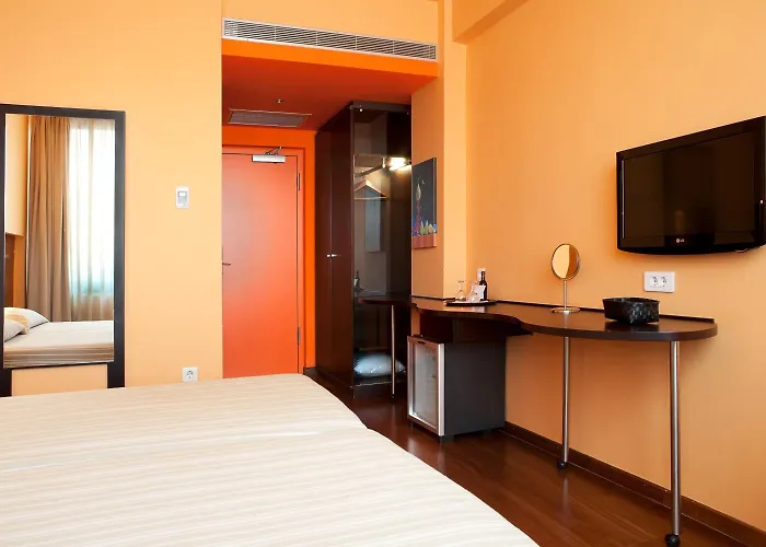 Athens Center Square Hotel