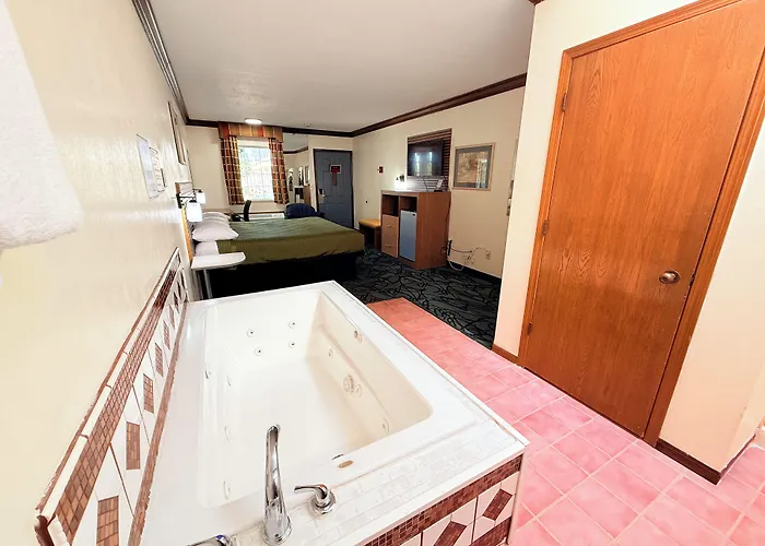 Economy Inn Cuyahoga Falls