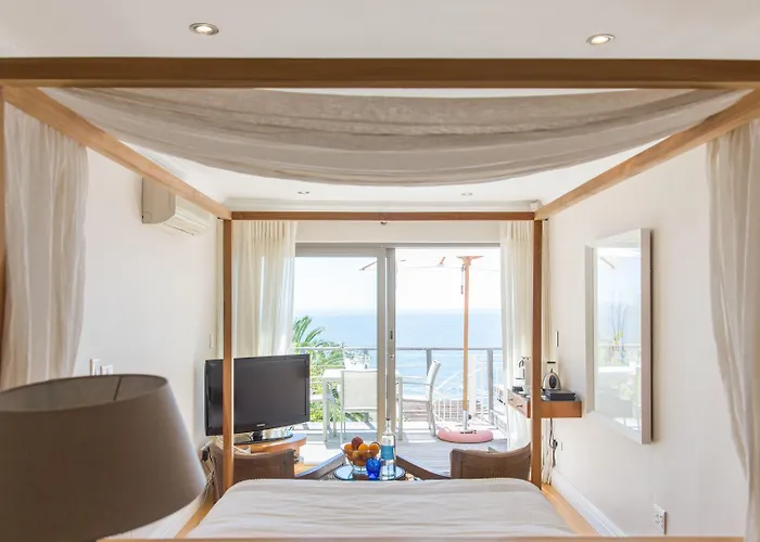 Compass House Boutique Hotel - Adults Only