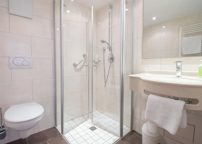 Land-gut-Hotel Landgasthof zur Rose