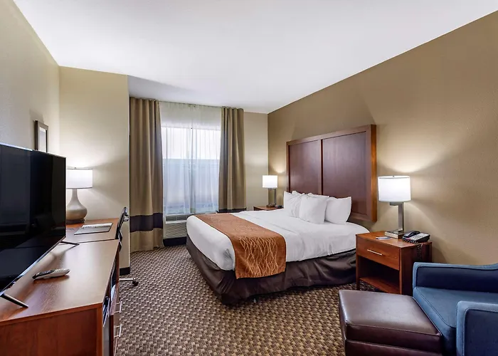 Comfort Inn & Suites Atoka-Millington