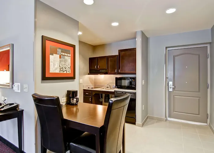 Homewood Suites By Hilton Leesburg