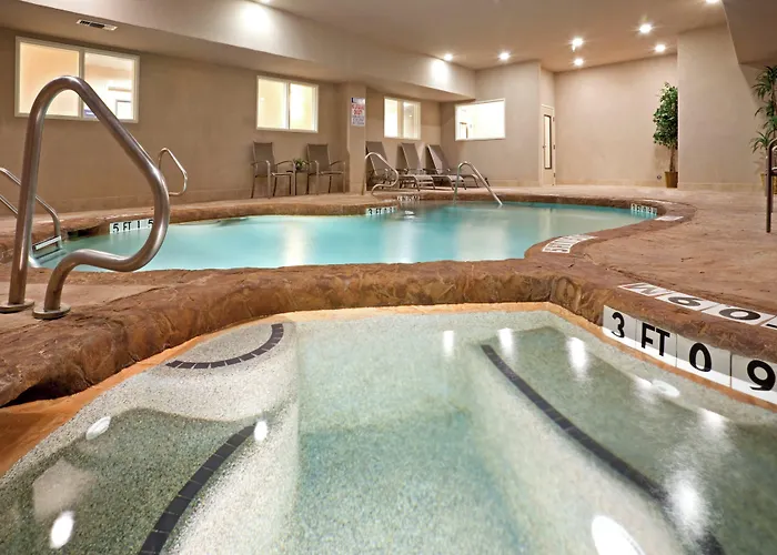 Holiday Inn Express Hotel & Suites Cedar Hill By Ihg