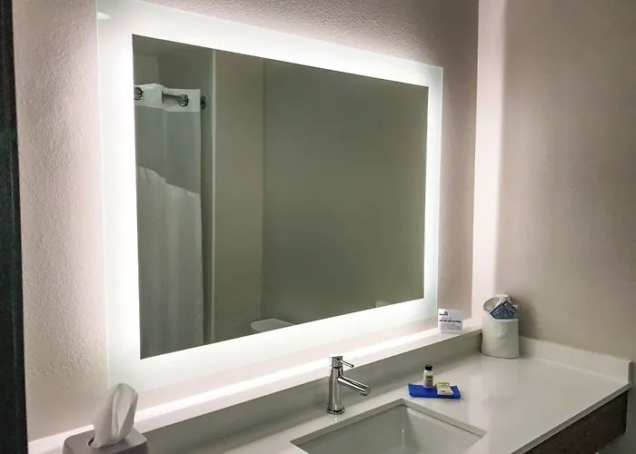 Holiday Inn Express & Suites Lubbock West By Ihg