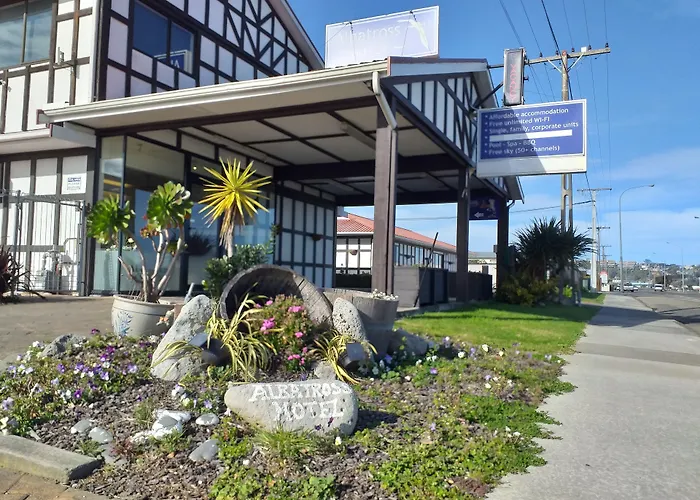 Albatross Motel