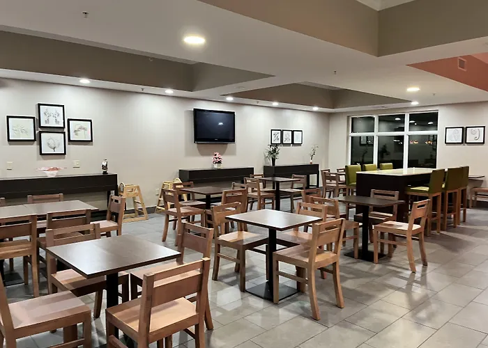Country Inn & Suites By Radisson, Harrisburg - Hershey West, Pa