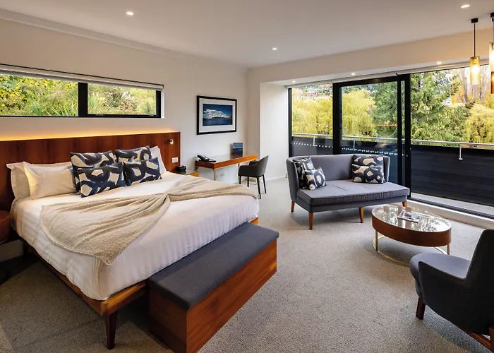 Queenstown Park Boutique Hotel