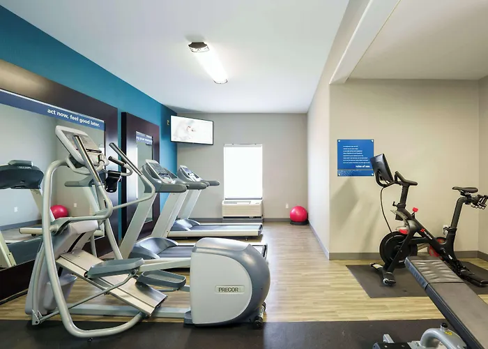 Hampton Inn Garden City