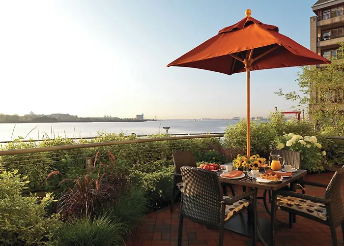 Battery Wharf Hotel, Boston Waterfront