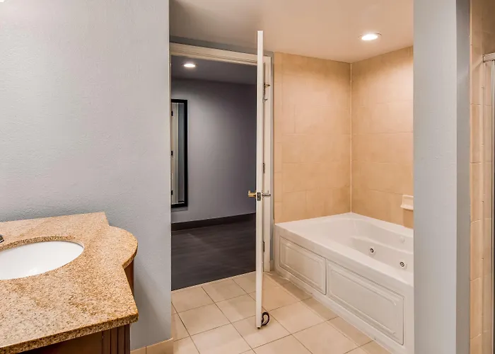 Best Western Plus Champaign/Urbana Inn