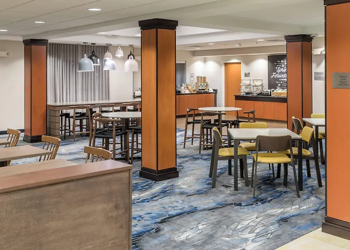 Fairfield Inn & Suites Kansas City Overland Park